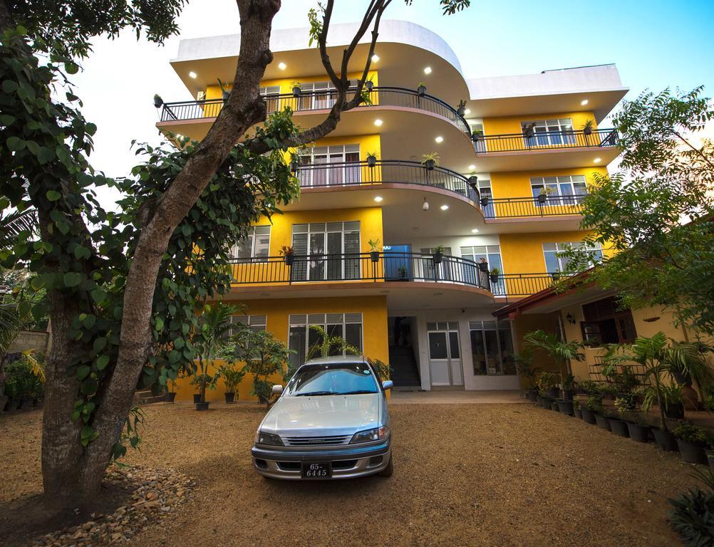 Dsk Apartment Galle Bagian luar foto